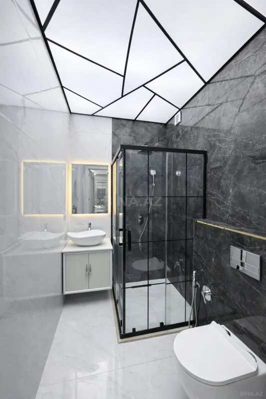 Satılır 3 otaqlı mənzil 138.8 m²