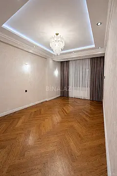 Satılır 3 otaqlı mənzil 138.8 m²