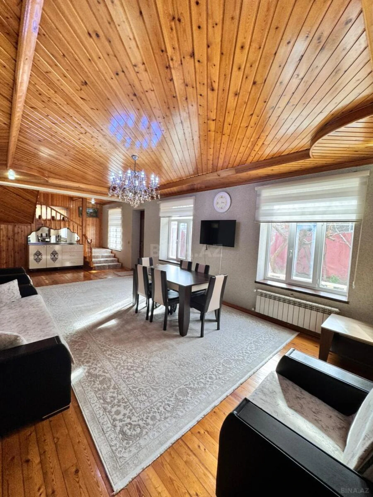 Satılır 5 otaqlı həyət evi 200 m²