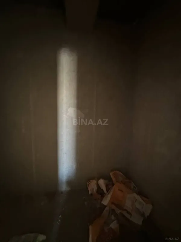 Satılır 3 otaqlı mənzil 129.6 m²