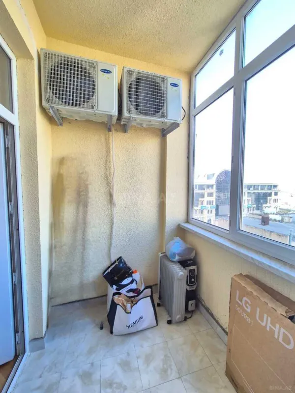 Satılır 3 otaqlı mənzil 144 m²