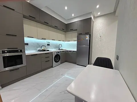 Satılır 3 otaqlı mənzil 86 m²
