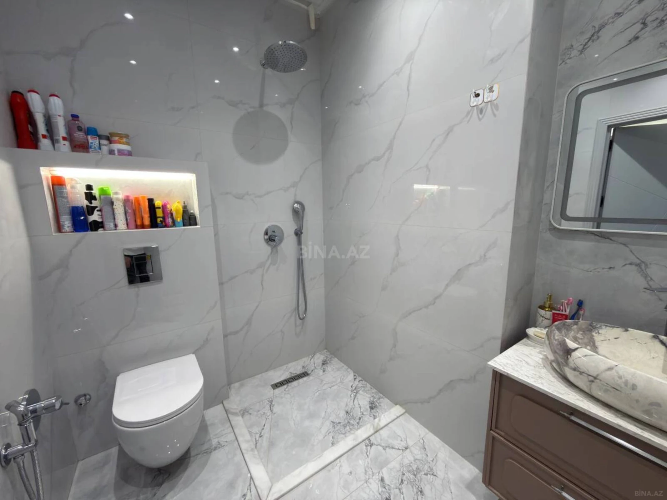 Satılır 3 otaqlı mənzil 86 m²