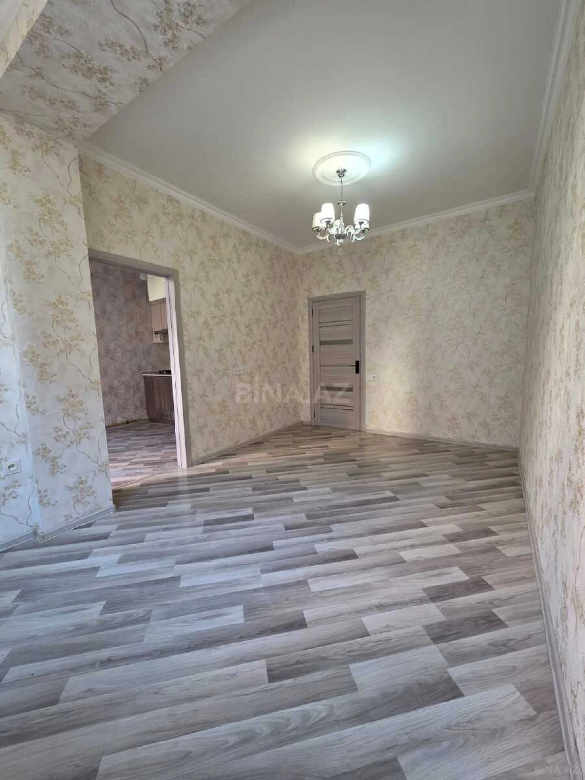 Satılır 2 otaqlı mənzil 56 m²