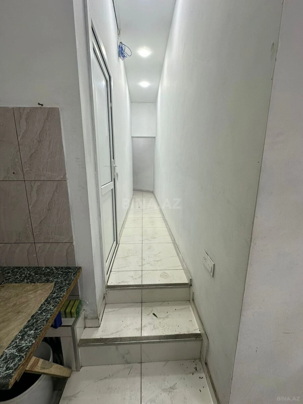 Satılır obyekt 67 m²