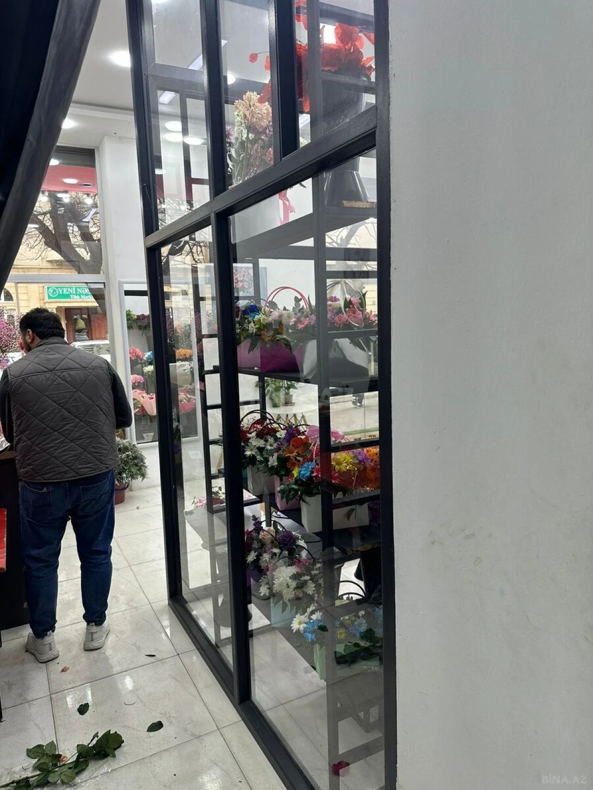 Satılır obyekt 67 m²