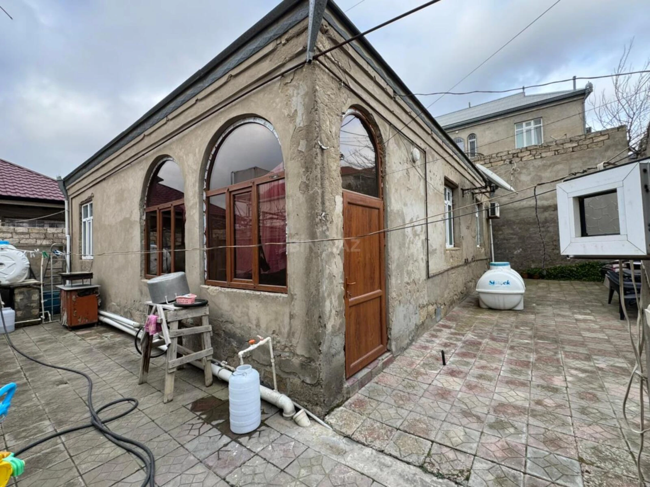 Satılır 4 otaqlı həyət evi 81 m²