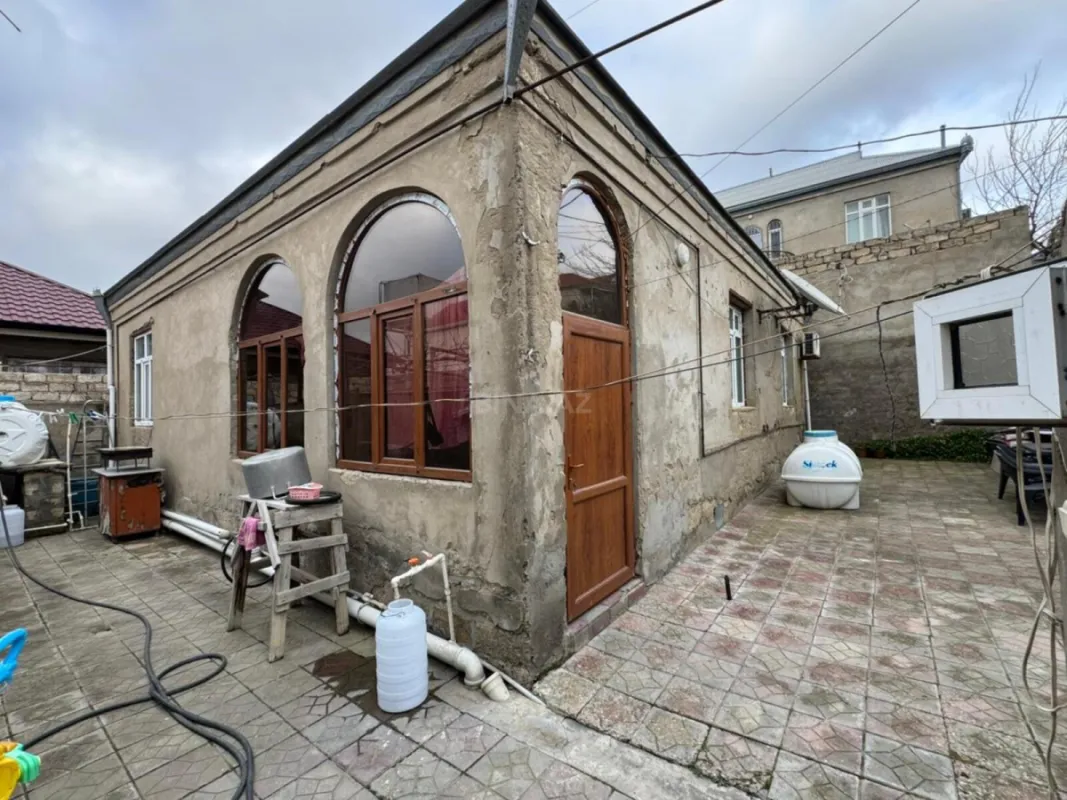 Satılır 4 otaqlı həyət evi 81 m²