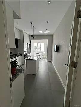 Satılır 3 otaqlı mənzil 125 m²
