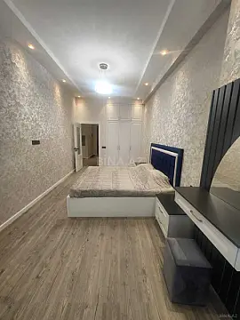 Kirayə verilir 2 otaqlı mənzil 73 m²