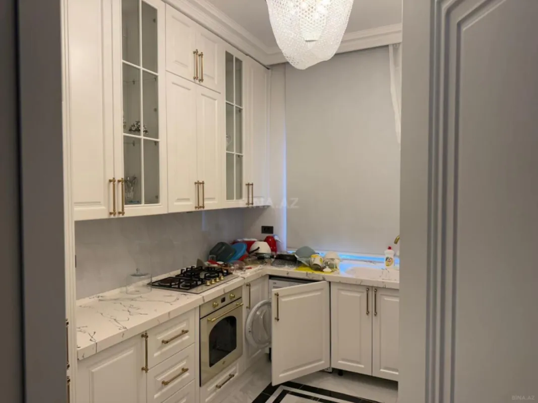 Satılır 3 otaqlı həyət evi 180 m²