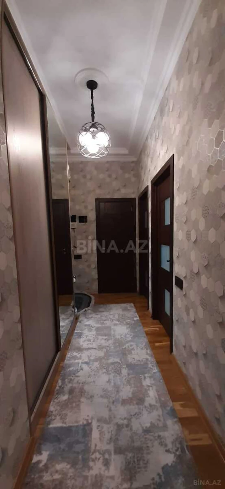 Satılır 2 otaqlı mənzil 75 m²