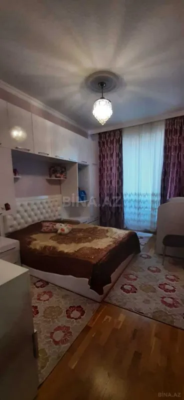 Satılır 2 otaqlı mənzil 75 m²