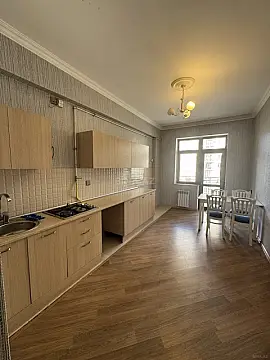 Kirayə verilir 3 otaqlı mənzil 120 m²