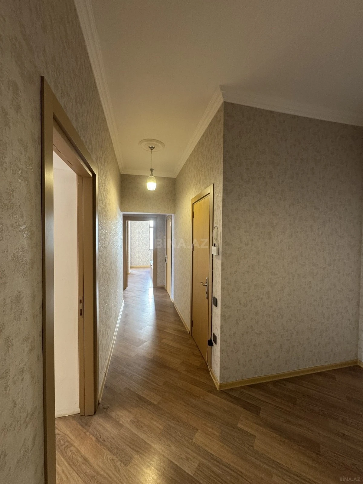 Kirayə verilir 3 otaqlı mənzil 120 m²