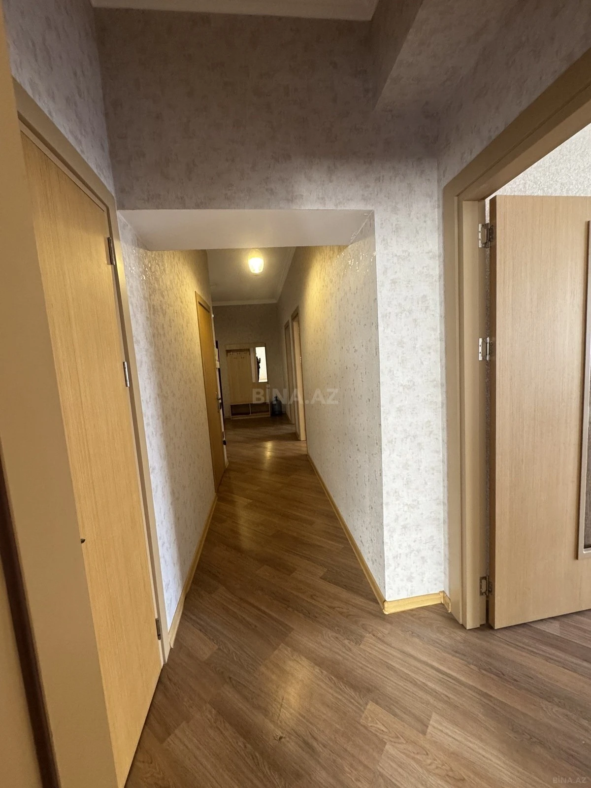 Kirayə verilir 3 otaqlı mənzil 120 m²