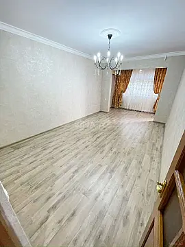 Satılır 2 otaqlı mənzil 70 m²
