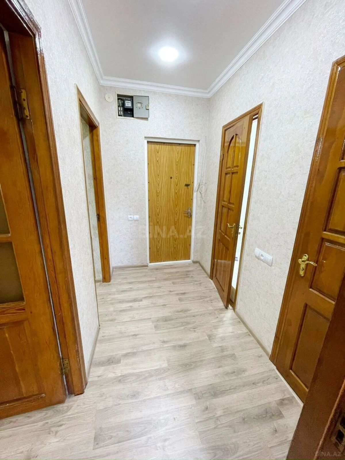 Satılır 2 otaqlı mənzil 70 m²