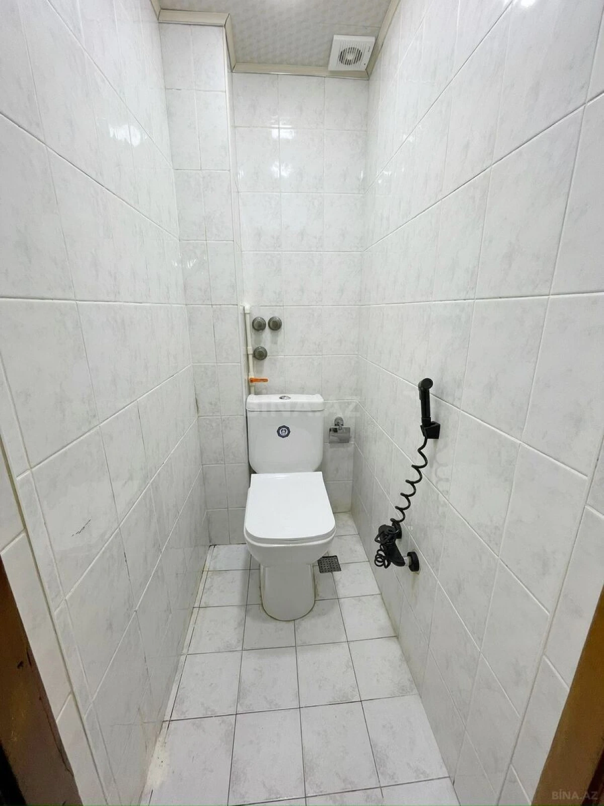 Satılır 2 otaqlı mənzil 70 m²