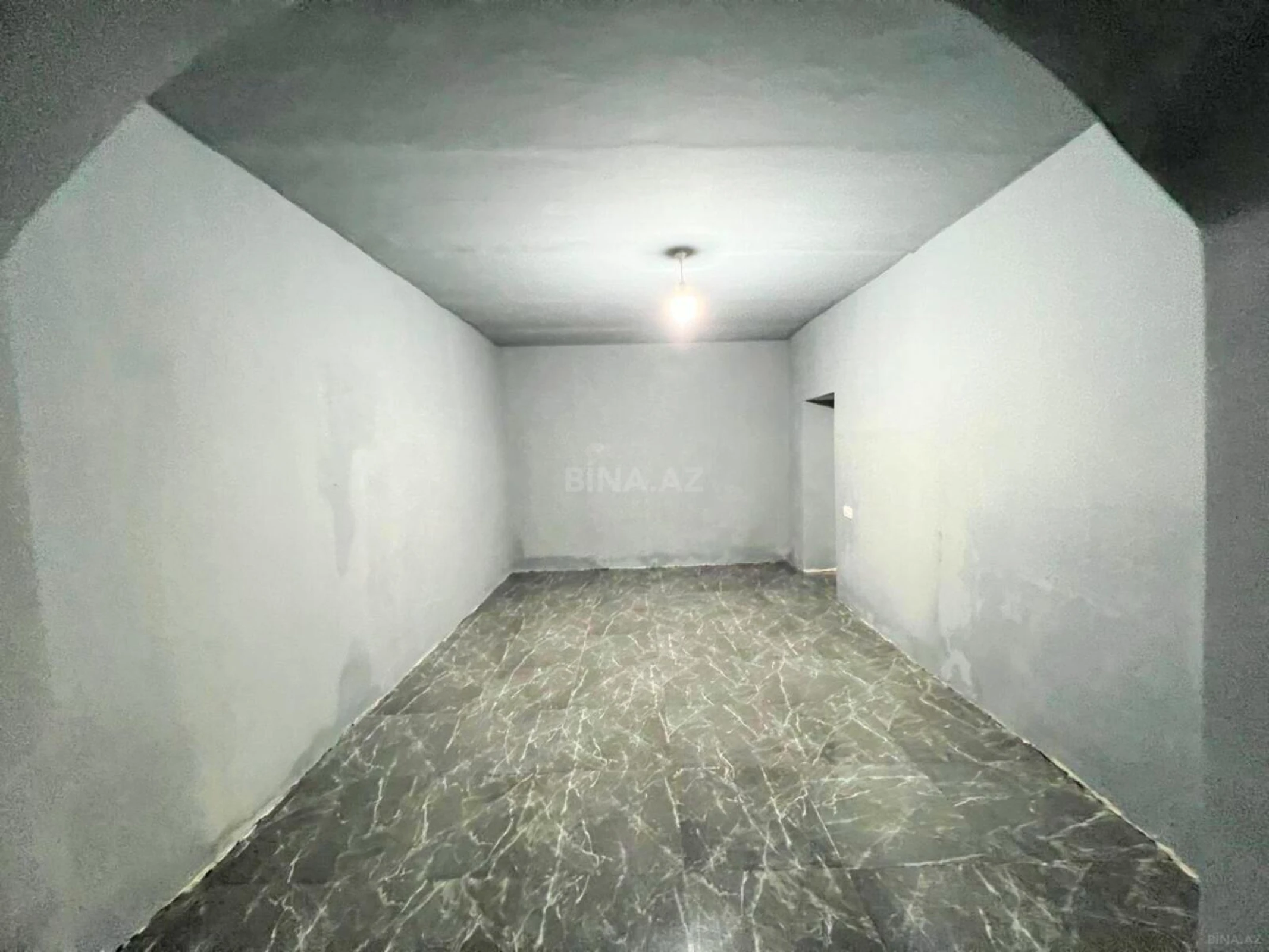 Satılır obyekt 450 m²