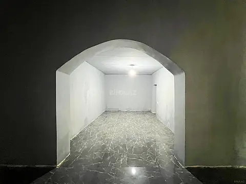 Satılır obyekt 450 m²