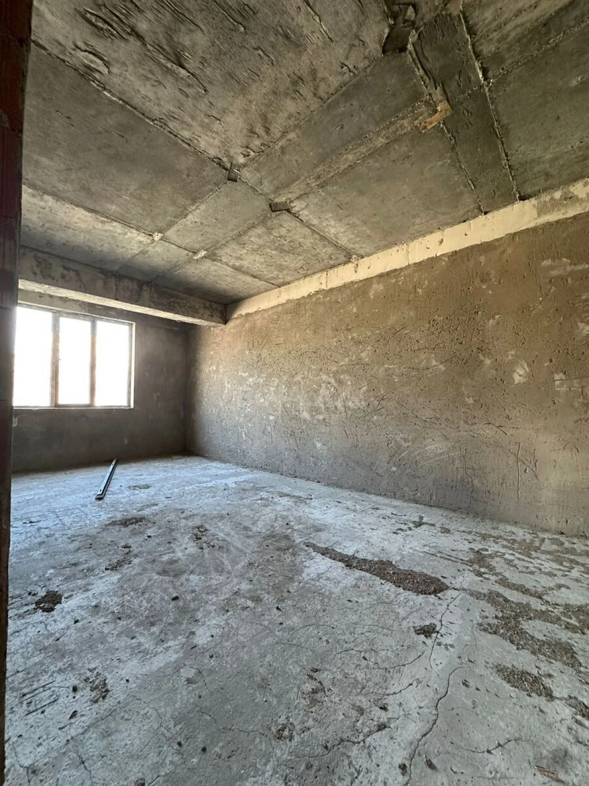 Satılır 3 otaqlı mənzil 138.4 m²