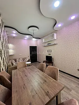 Satılır 2 otaqlı mənzil 68 m²