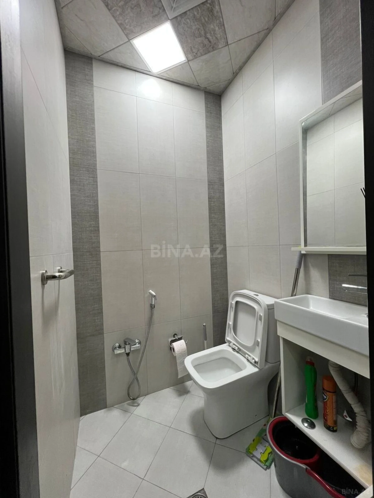 Satılır 2 otaqlı mənzil 68 m²