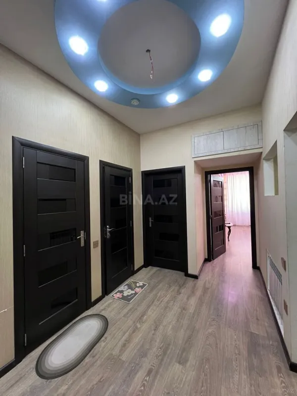Satılır 2 otaqlı mənzil 68 m²