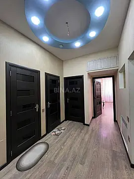 Satılır 2 otaqlı mənzil 68 m²