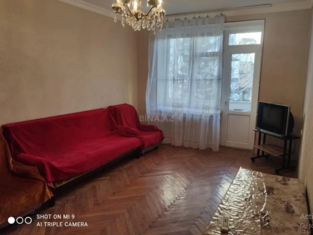 Satılır 3 otaqlı mənzil 70 m²