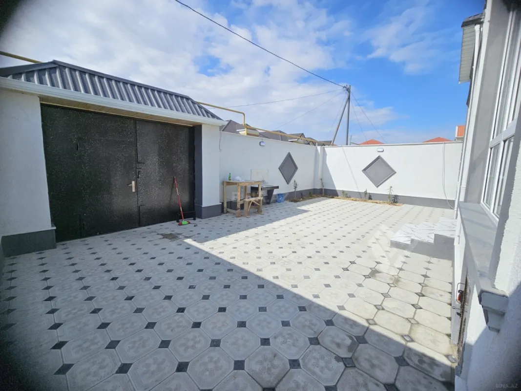 Satılır 4 otaqlı həyət evi 100 m²