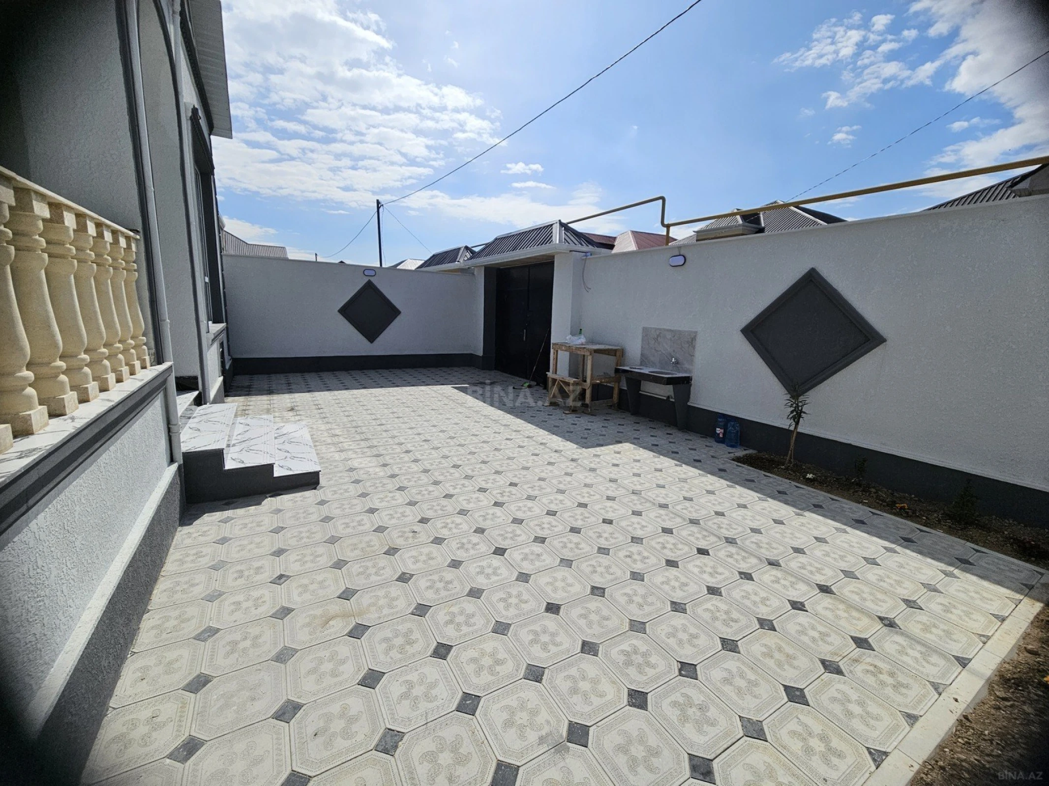 Satılır 4 otaqlı həyət evi 100 m²