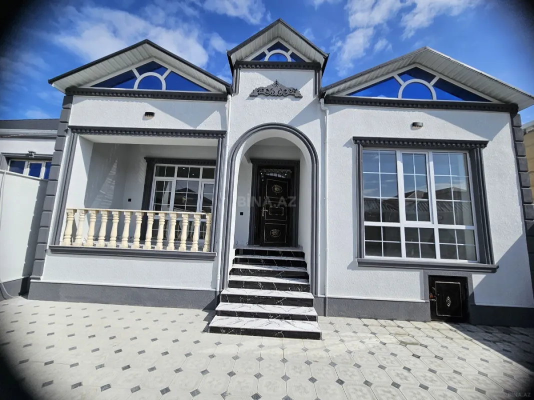 Satılır 4 otaqlı həyət evi 100 m²