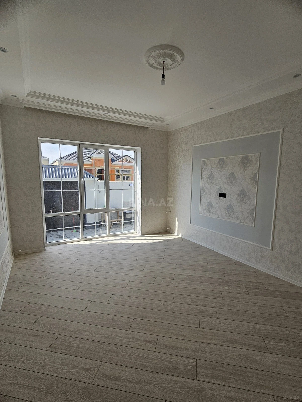 Satılır 4 otaqlı həyət evi 100 m²