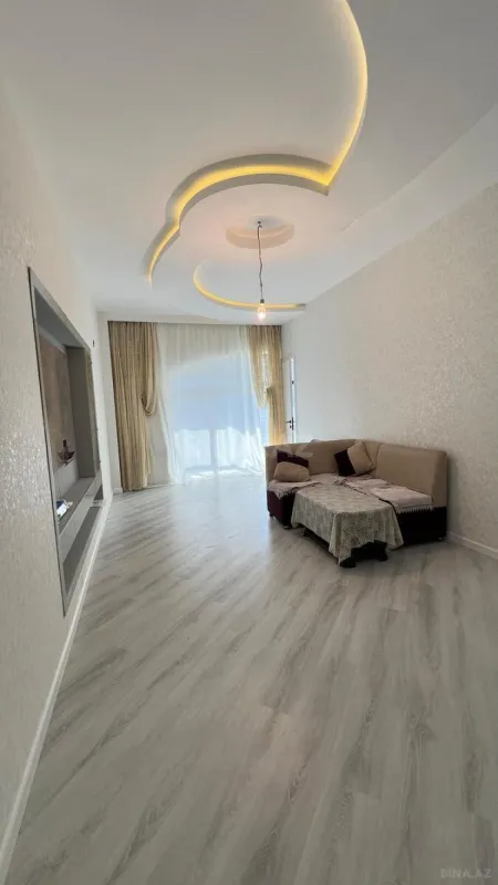 Satılır 2 otaqlı mənzil 65 m²