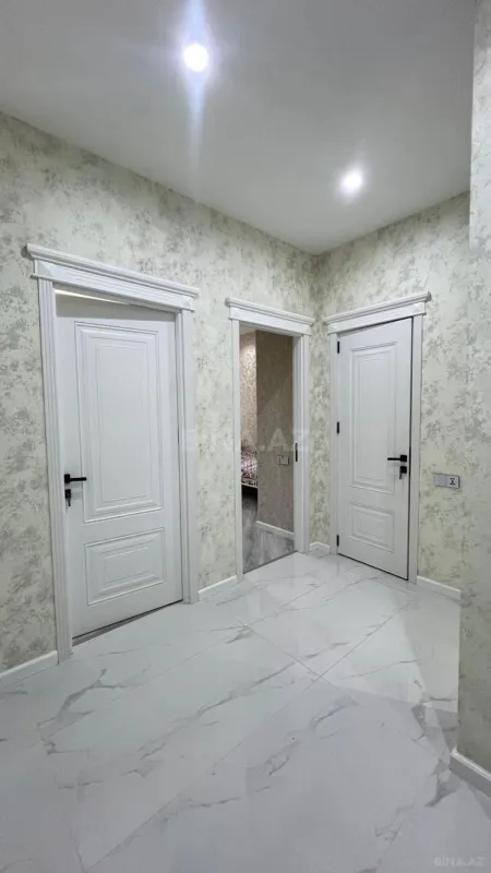 Satılır 2 otaqlı mənzil 65 m²