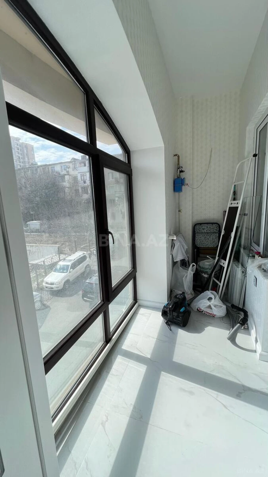 Satılır 2 otaqlı mənzil 65 m²