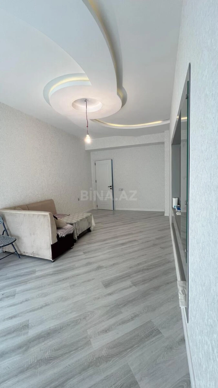 Satılır 2 otaqlı mənzil 65 m²