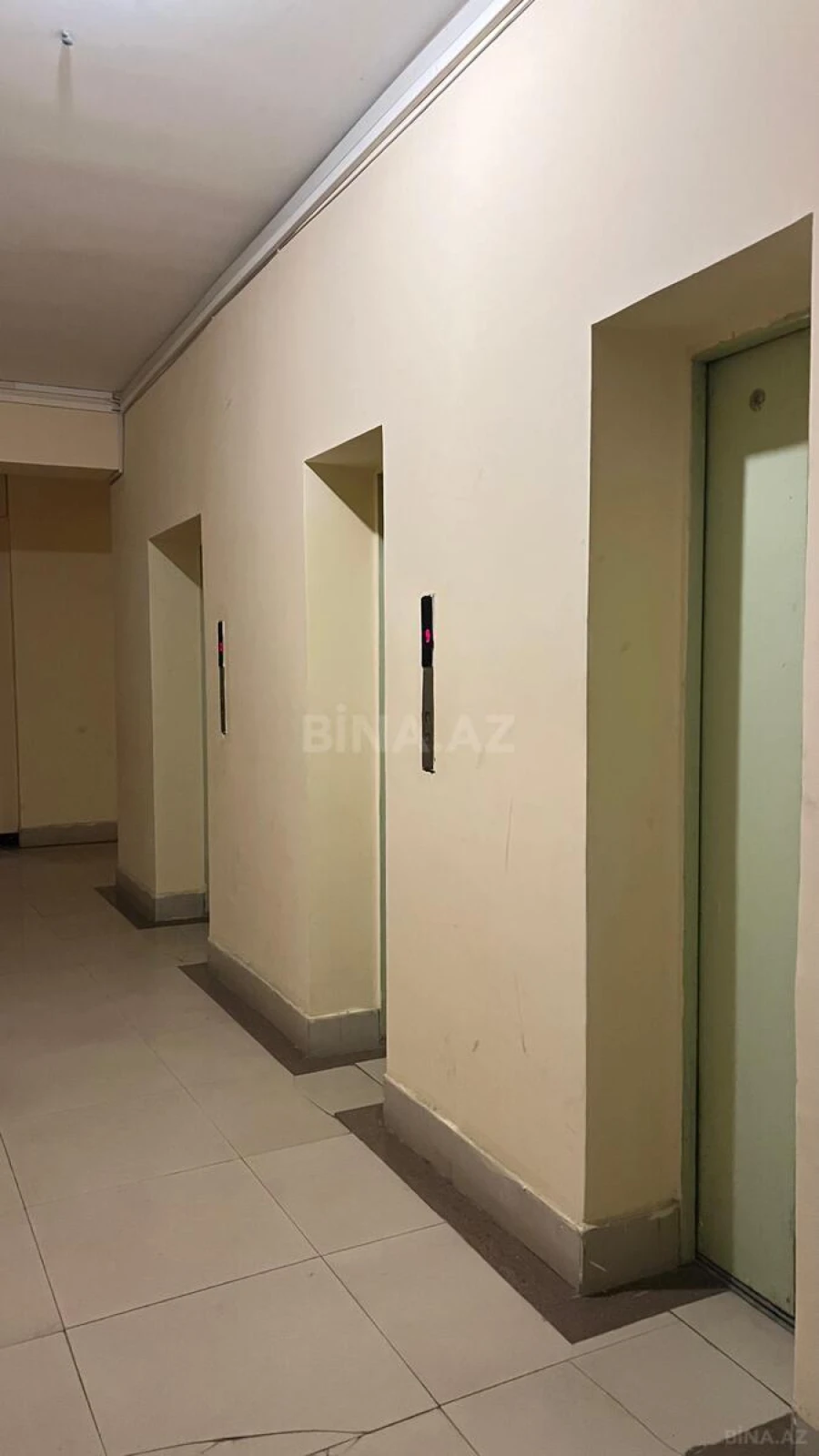 Satılır 2 otaqlı mənzil 65 m²