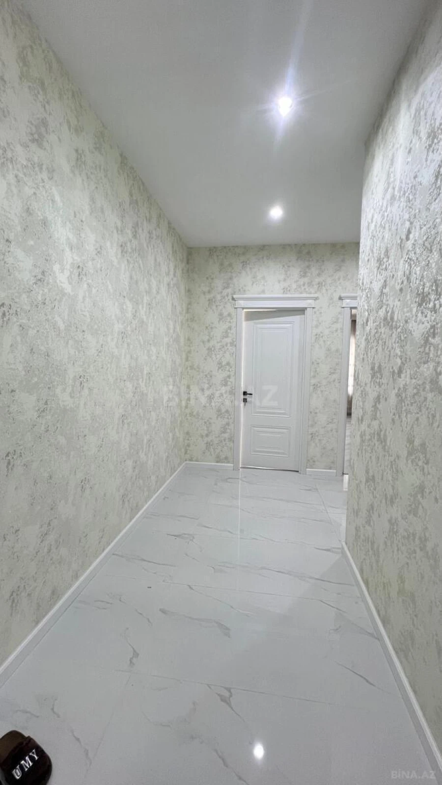 Satılır 2 otaqlı mənzil 65 m²