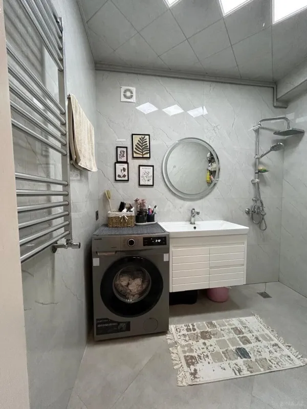 Satılır 2 otaqlı mənzil 70 m²