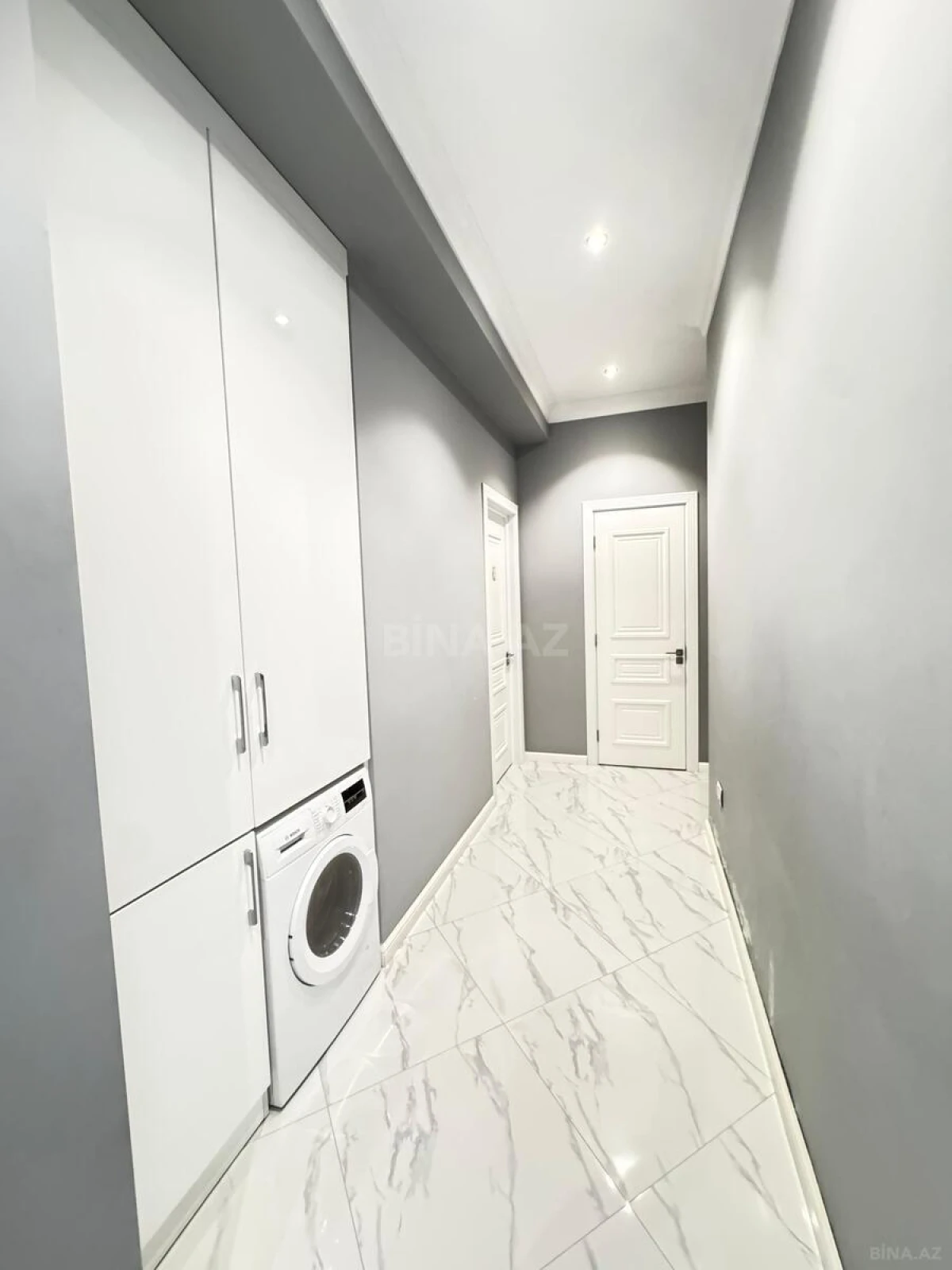 Kirayə verilir 3 otaqlı mənzil 130 m²