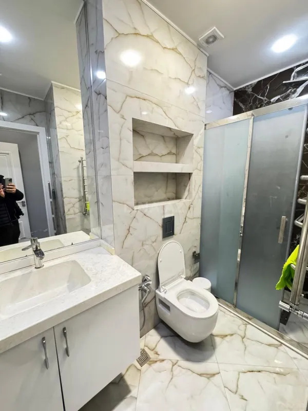 Kirayə verilir 3 otaqlı mənzil 130 m²