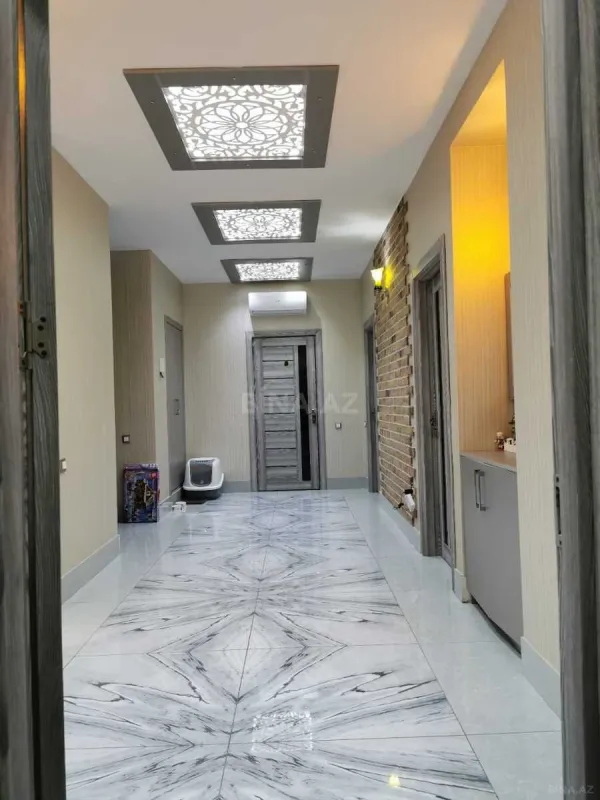 Kirayə verilir 3 otaqlı mənzil 125 m²