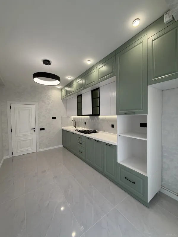 Satılır 3 otaqlı mənzil 105 m²