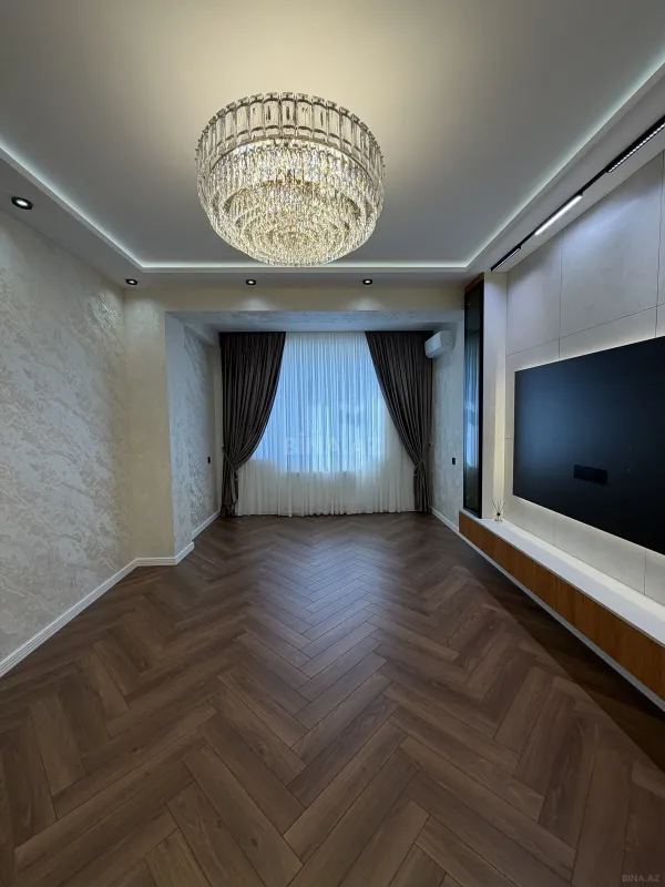 Satılır 3 otaqlı mənzil 105 m²