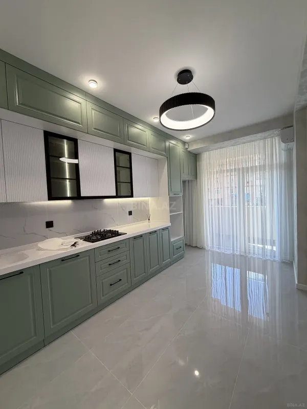 Satılır 3 otaqlı mənzil 105 m²