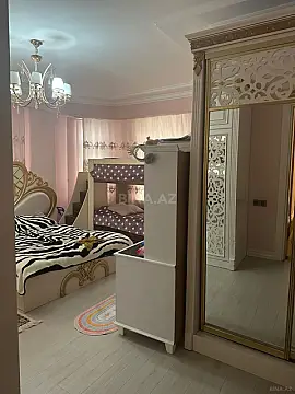 Satılır 2 otaqlı mənzil 100 m²