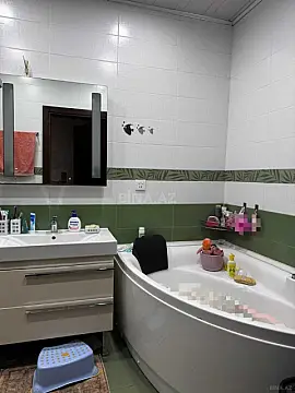 Satılır 3 otaqlı mənzil 115 m²